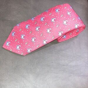 Men’s Vineyard Vines Silk Neck Tie Featuring Crabs and Coral Long